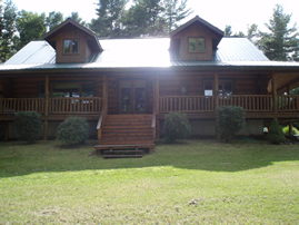 Beautiful log home on Newboro Lake