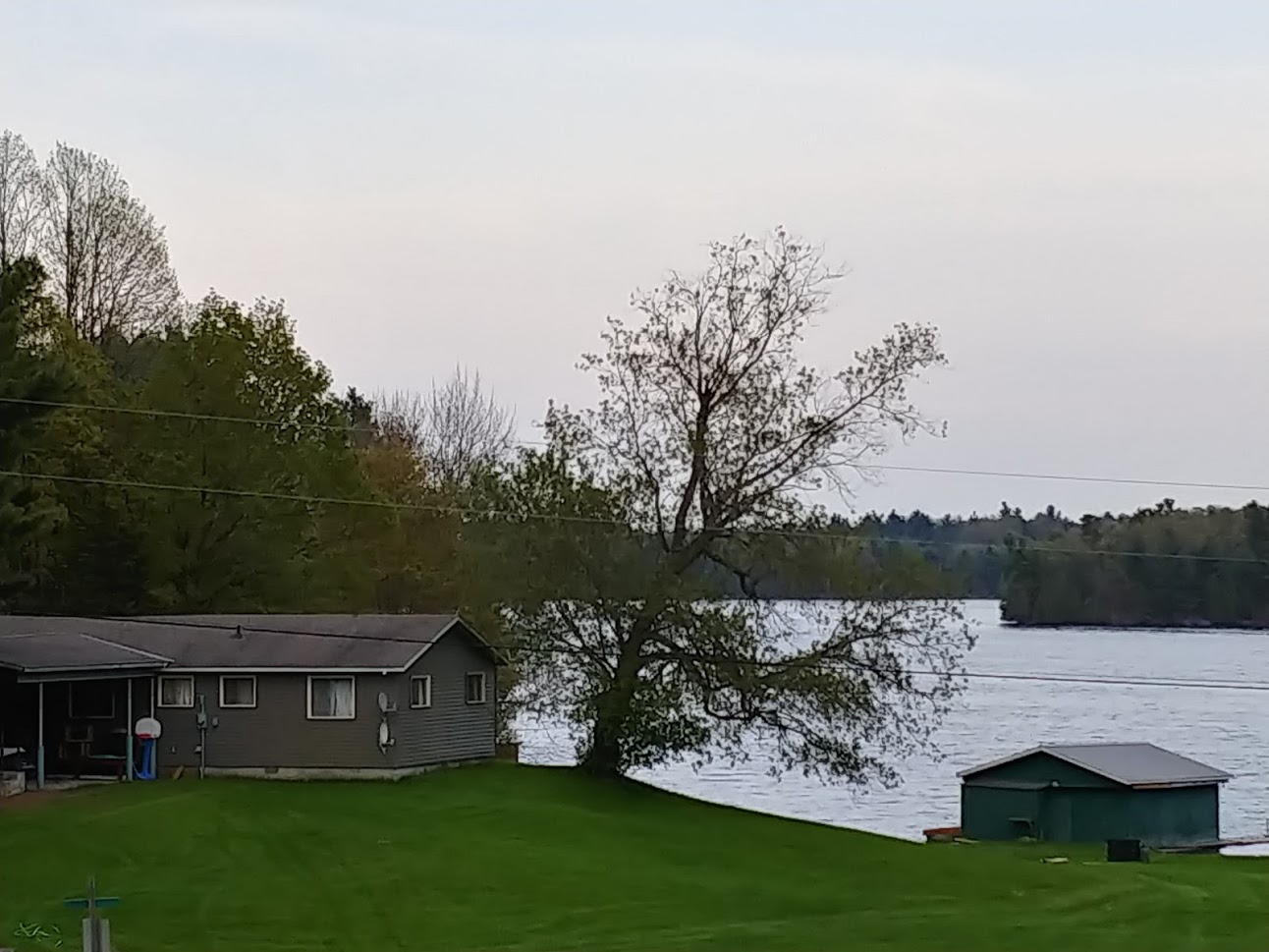 Rideau Cottages Cottage on the Rideau Lake System (Newboro Lake) for Rent